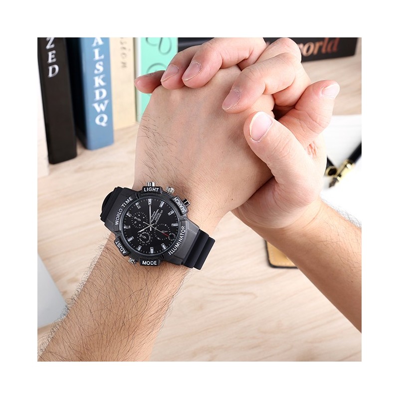 Orologio con fotocamera sportiva Full HD fino a 2 ore